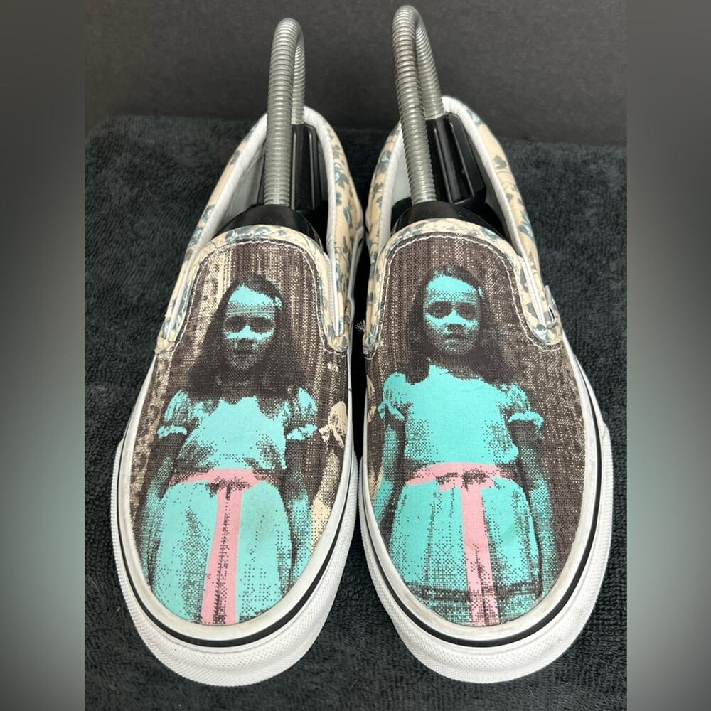 Vans x Horror The Shining Slip-On Shoes Men's 4 Women's 5.5 RARE - Picture 1 of 10